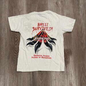 Vtg 90s Jurassic Park T-Shirt Youth Sz Small White I Survived The Ride Universal
